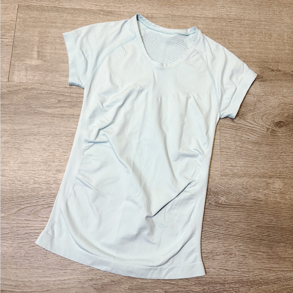•ZELLA• SEAMLESS TEE